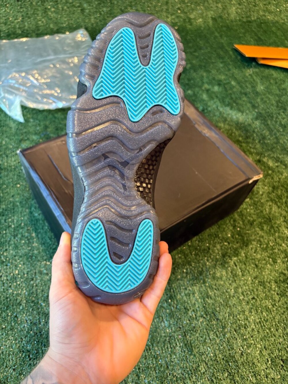 Jordan 11 Gamma Blue Black Patent Leather Sneakers - Picture 2 of 6